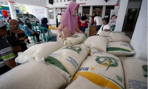 Menghadapi Ketidakpastian Global, Pemerintah Indonesia Luncurkan Paket Stimulus untuk Pertumbuhan Ekonomi